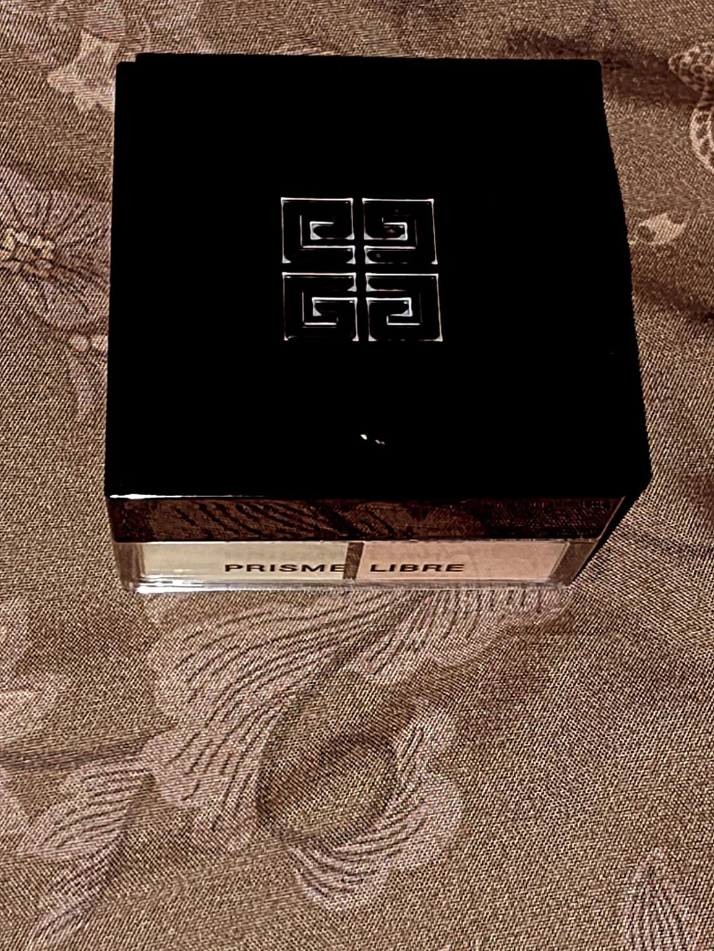 Givenchy Prisme Libre Setting Powder - Black & Beige